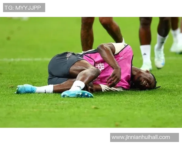 马刺新星文班亚马左小腿拉伤预计缺席数周球队前景堪忧